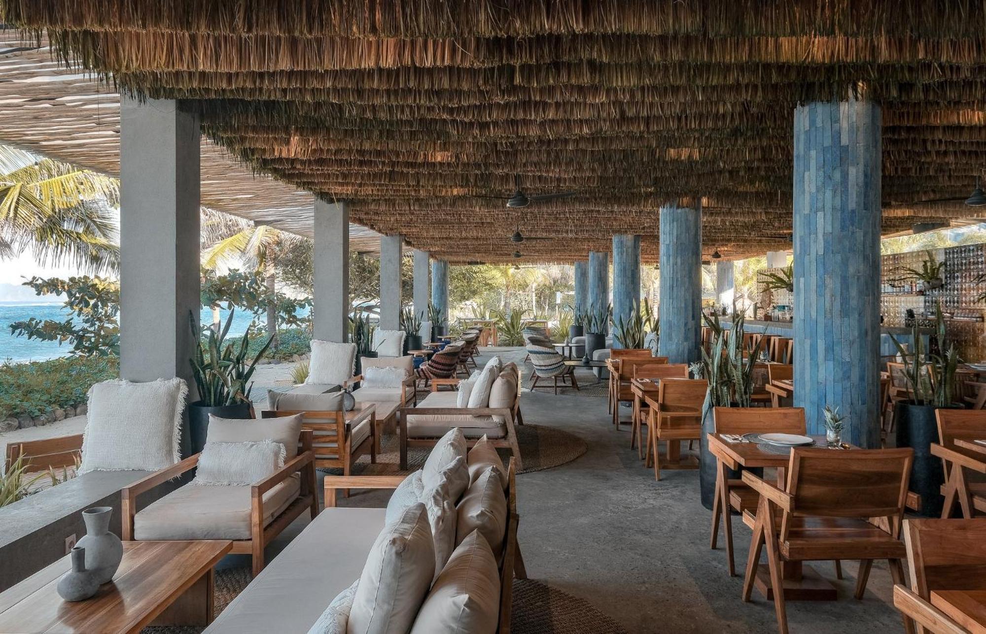 Amber Lombok Beach Resort 셀롱 벨라낙 외부 사진